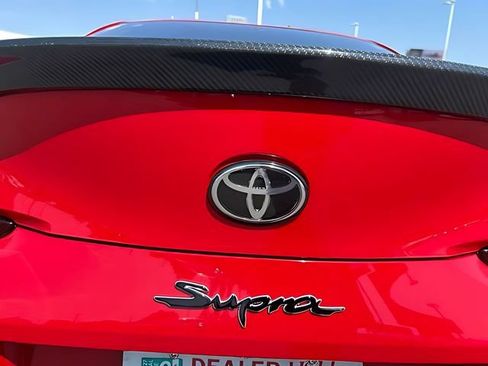 Used 2020 Toyota Supra Launch Edition w/ Driver Assist Package RWD image 17
