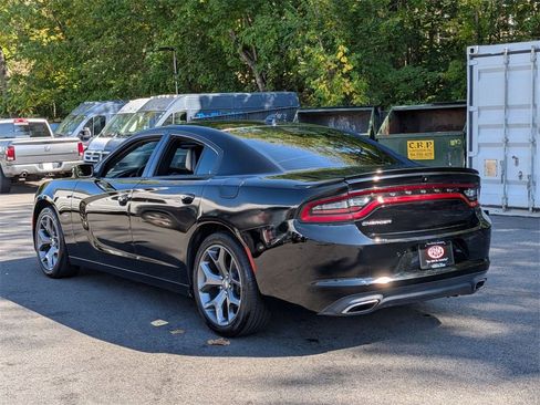 Used 2018 Dodge Charger R/T image 5