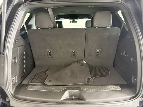 Used 2022 Chevrolet Tahoe RST w/ Luxury Package RWD image 18