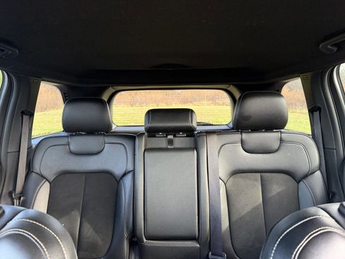 Used 2023 Jeep Grand Cherokee Altitude image 35