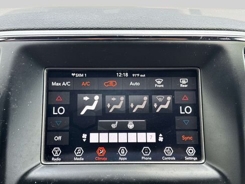 Used 2018 Jeep Grand Cherokee Laredo AWD/4WD image 23