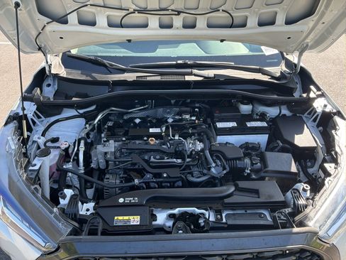 Used 2023 Toyota Corolla Cross LE FWD image 33