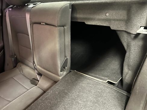 Used 2017 Chevrolet Cruze LT w/ RS Package image 28