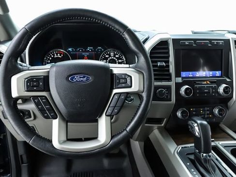 Used 2020 Ford F150 Lariat w/ Equipment Group 502A Luxury AWD/4WD image 24