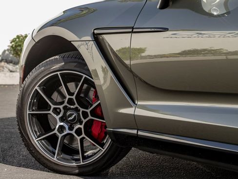 Used 2024 Aston Martin DBX AWD/4WD image 8