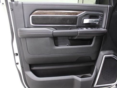 Used 2020 RAM 2500 Laramie image 14