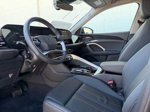 New 2025 Audi Q5 Premium Plus image 4