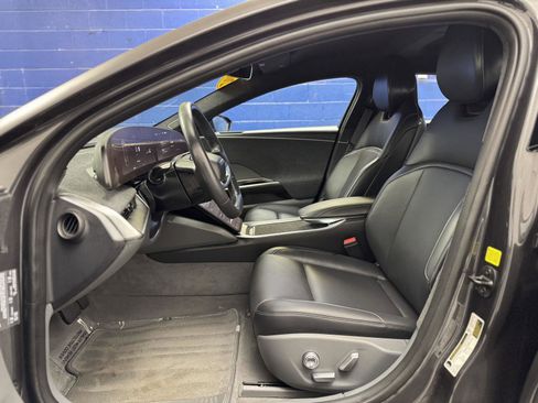 Used 2024 Lucid Air Touring image 15