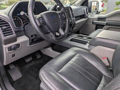 Used 2015 Ford F150 XLT w/ Equipment Group 302A Luxury image 10