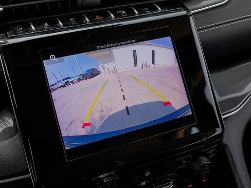 Used 2022 Jeep Grand Cherokee Laredo w/ Luxury Tech Group I image 31