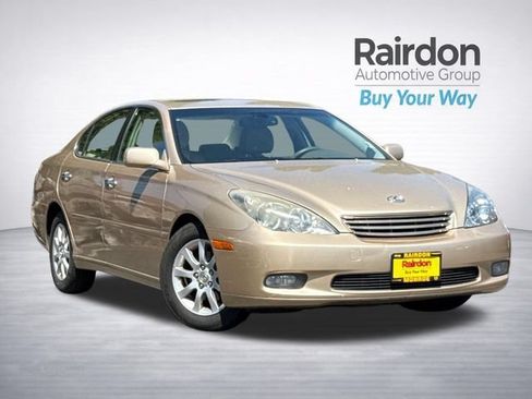 Used 2004 Lexus ES 330 FWD image 1