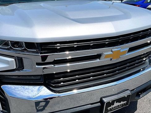 Used 2020 Chevrolet Silverado 1500 LT w/ Texas Edition AWD/4WD image 34