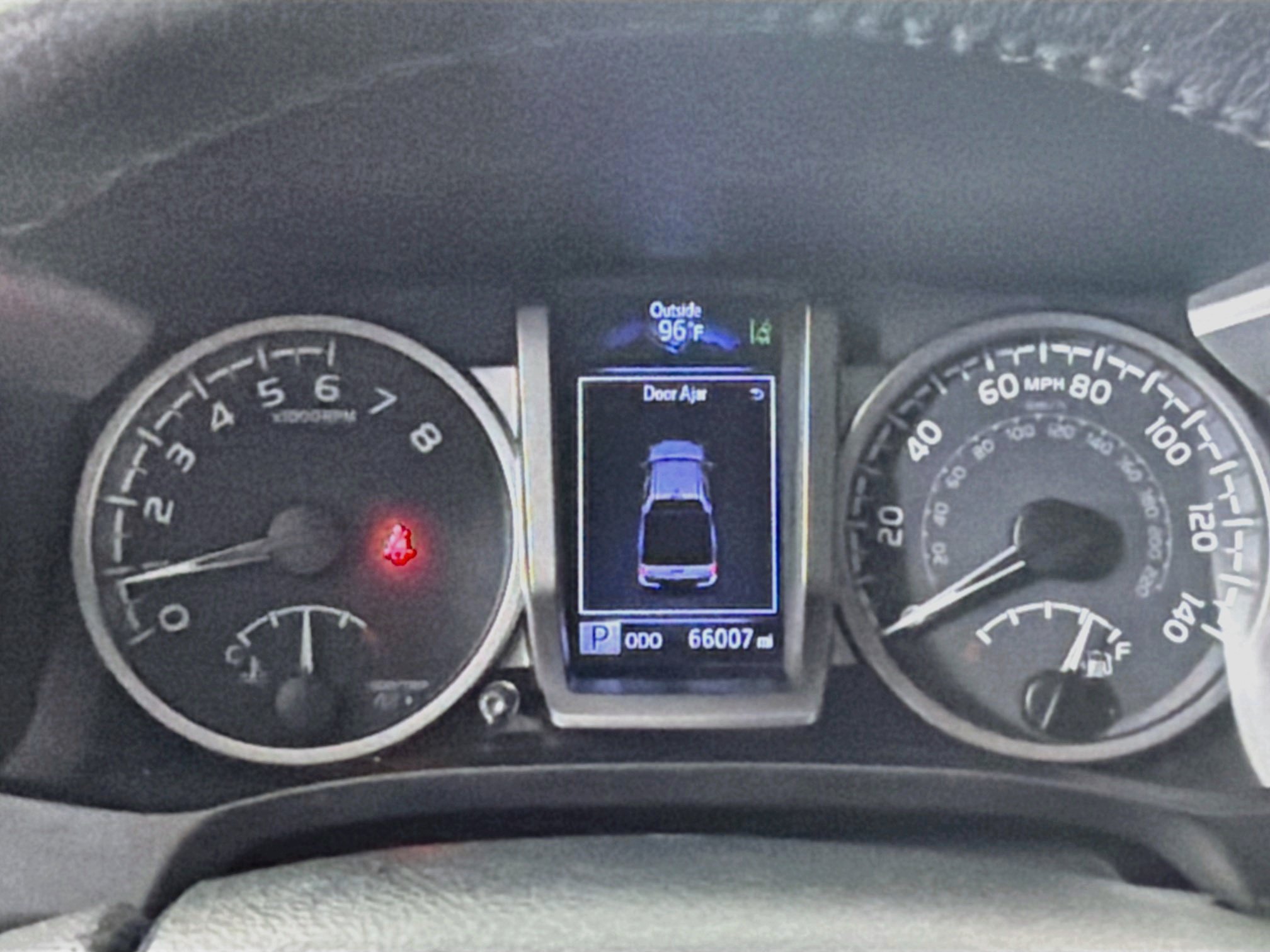 Used 2020 Toyota Tacoma SR5 RWD image 18