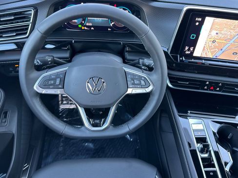 New 2026 Volkswagen Atlas Cross Sport SEL Premium R-Line image 13