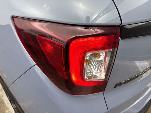 Used 2025 Honda Passport Black Edition image 23