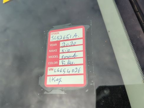 Used 2020 Kia Sorento LX image 5