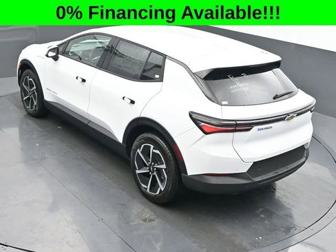 New 2026 Chevrolet Equinox EV LT image 30