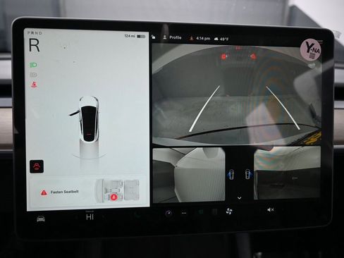 Used 2022 Tesla Model Y Long Range image 12