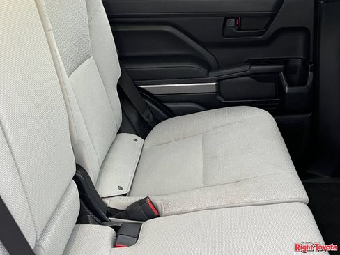 Certified 2025 Toyota 4Runner SR5 AWD/4WD image 15