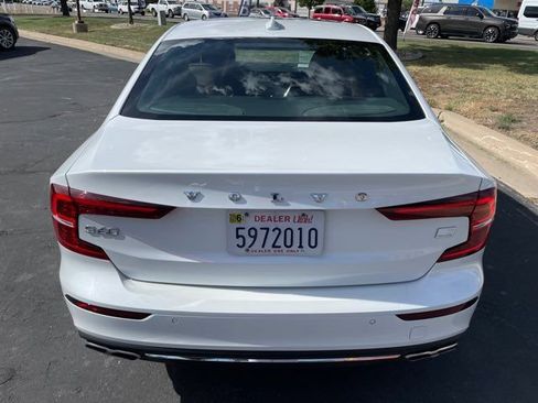 Used 2022 Volvo S60 T8 Inscription w/ Advanced Package image 32
