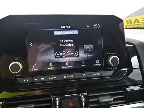 Used 2024 Nissan Pathfinder SV AWD/4WD image 23