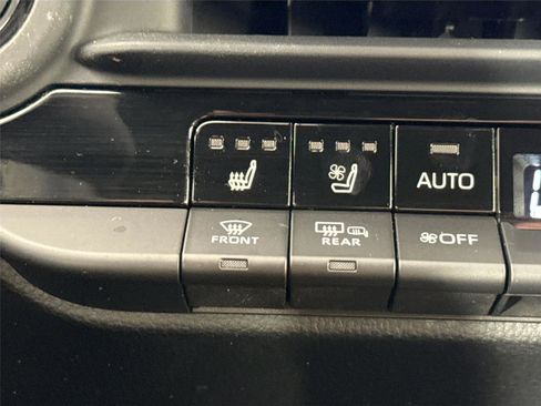 Certified 2025 Toyota Crown AWD/4WD image 8