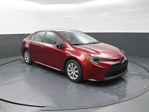 Used 2024 Toyota Corolla LE FWD image 10
