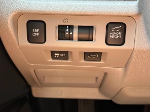 Used 2016 Subaru Forester 2.5i Touring w/ Eyesight & Navigation System AWD/4WD image 26