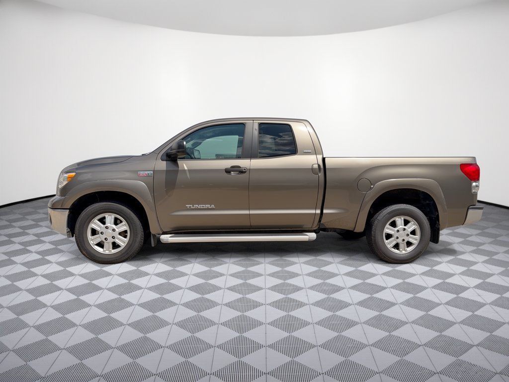 Used 2008 Toyota Tundra SR5 RWD image 2