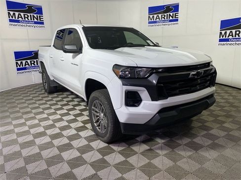 Used 2023 Chevrolet Colorado LT w/ LT Convenience Package II image 1