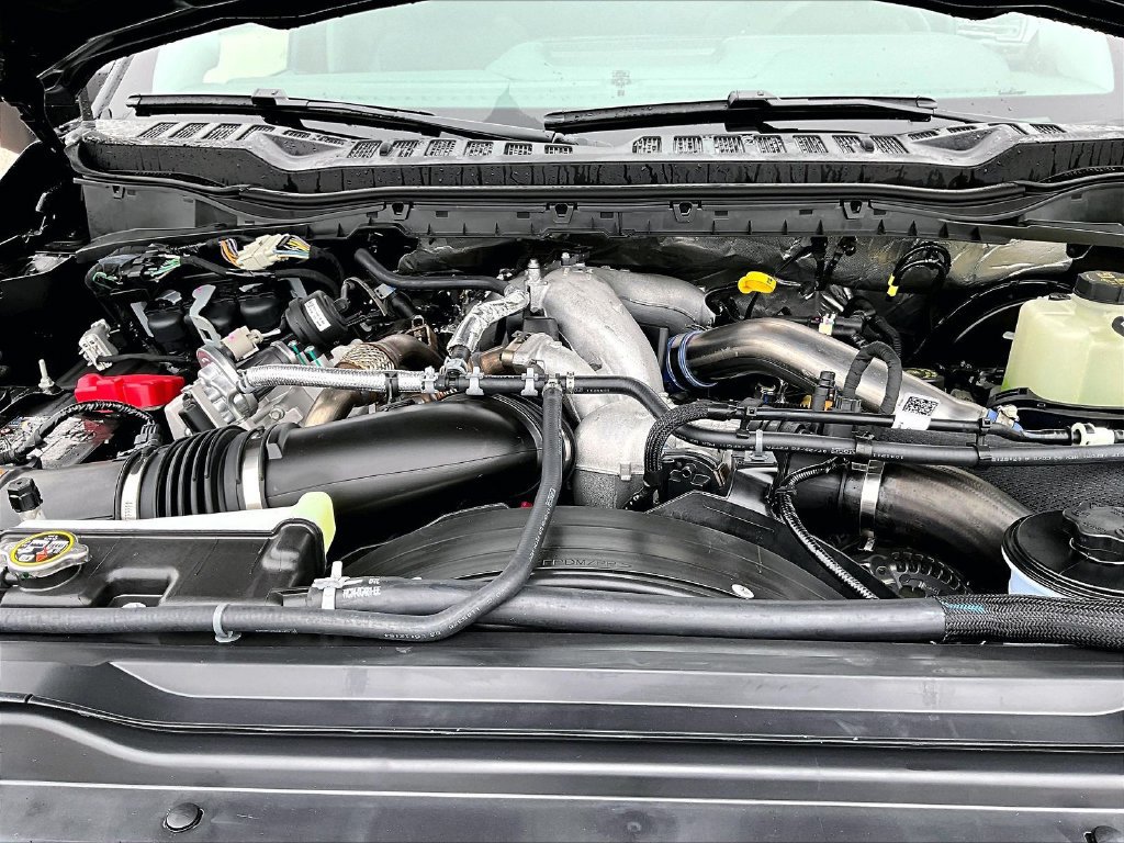 New 2026 Ford F350 Lariat w/ Tremor Off-Road Package AWD/4WD image 15