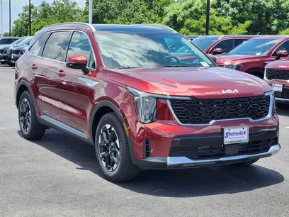 New 2025 Kia Sorento S w/ Panoramic Sunroof Package