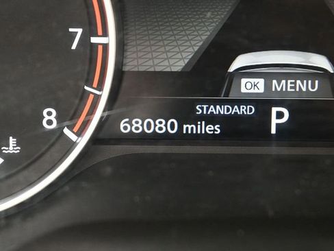 Used 2023 Nissan Rogue SV image 37