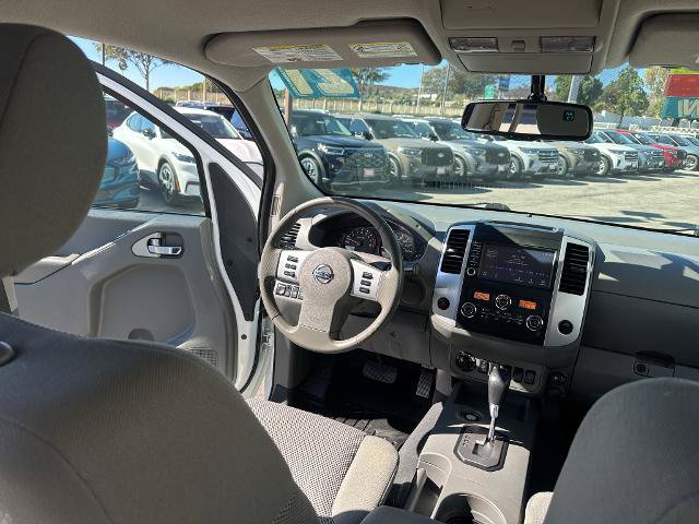 Used 2021 Nissan Frontier SV w/ Midnight Edition Floor Mats AWD/4WD image 20