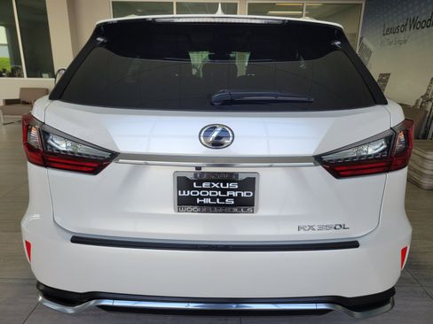 Used 2019 Lexus RX 350L FWD image 4