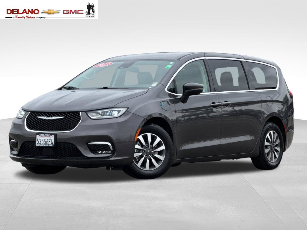 Used 2023 Chrysler Pacifica Touring-L FWD image 1