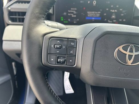 Used 2026 Toyota RAV4 SE w/ Convenience Package AWD/4WD image 19