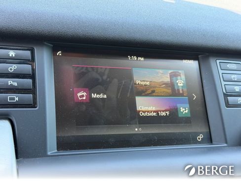 Used 2017 Land Rover Discovery Sport SE image 26