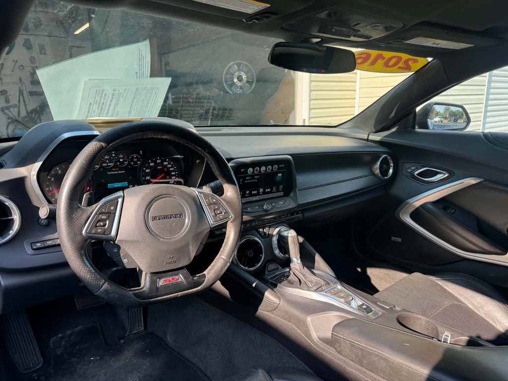 Used 2016 Chevrolet Camaro SS RWD image 12