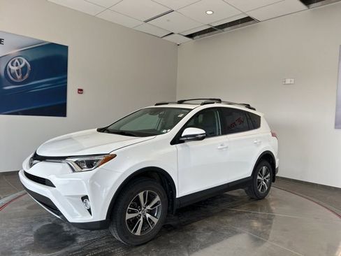 Used 2018 Toyota RAV4 XLE w/ Plus Extra Value Package image 2
