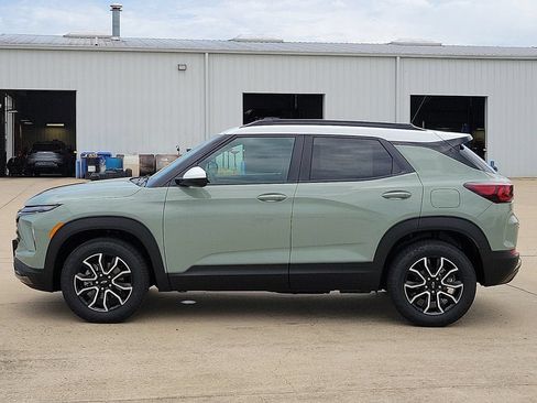 New 2026 Chevrolet TrailBlazer ACTIV w/ Convenience Package AWD/4WD image 3