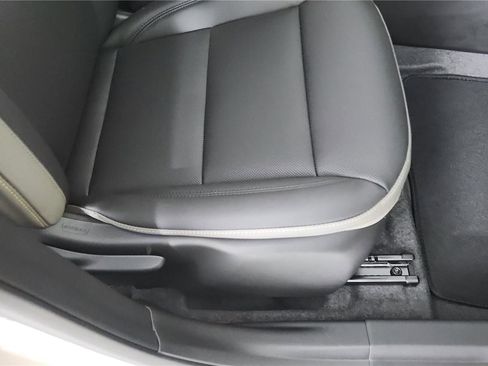 New 2026 Chevrolet Trax ACTIV FWD image 21