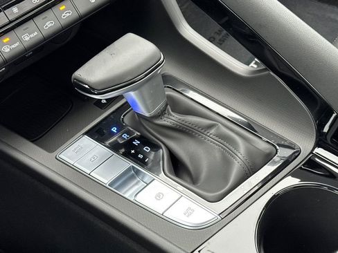 New 2026 Hyundai Elantra Limited image 19