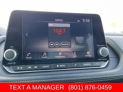 Used 2025 Nissan Rogue SV AWD/4WD image 19