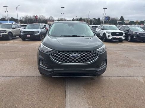 Used 2023 Ford Edge SEL w/ Convenience Package AWD/4WD image 2