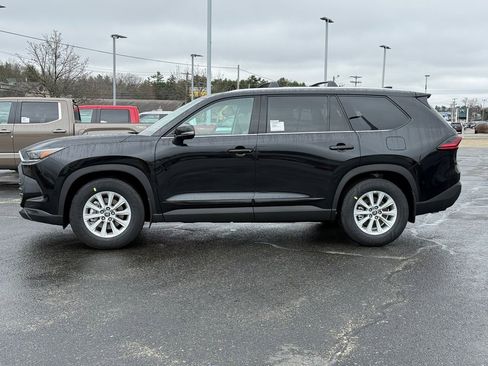 New 2026 Toyota Grand Highlander AWD image 2