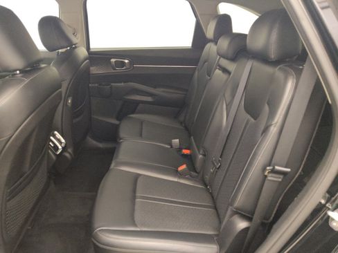 Used 2022 Kia Sorento S FWD image 18