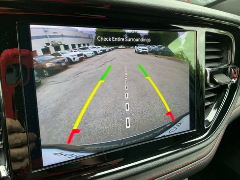 Used 2025 Dodge Durango GT AWD/4WD image 24