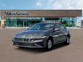 New 2026 Hyundai Elantra SE video 1