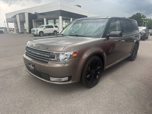 Used 2019 Ford Flex SEL w/ Equipment Group 202A image 1